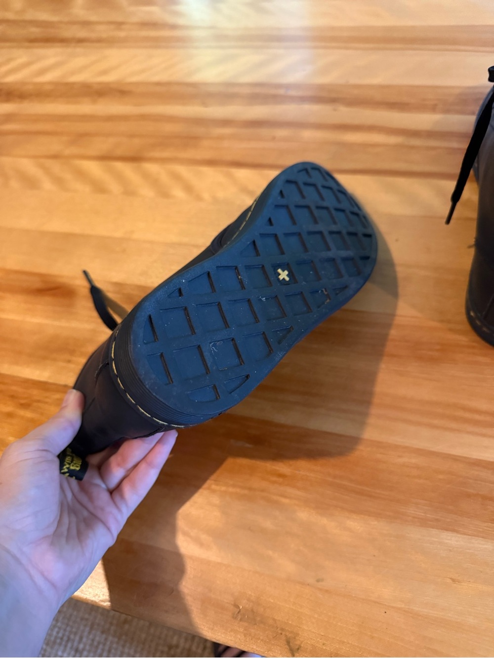 Dr. Martens Shoreditch boots women’s size 7 - Picture 4 of 8